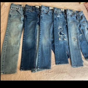 Abercrombie kids jeans 4 pairs reserved for @newyorker2019